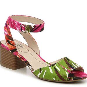 LIFE STRIDE Rosetta Floral Pink Block Heel Ankle Strap SANDALS Size: 10